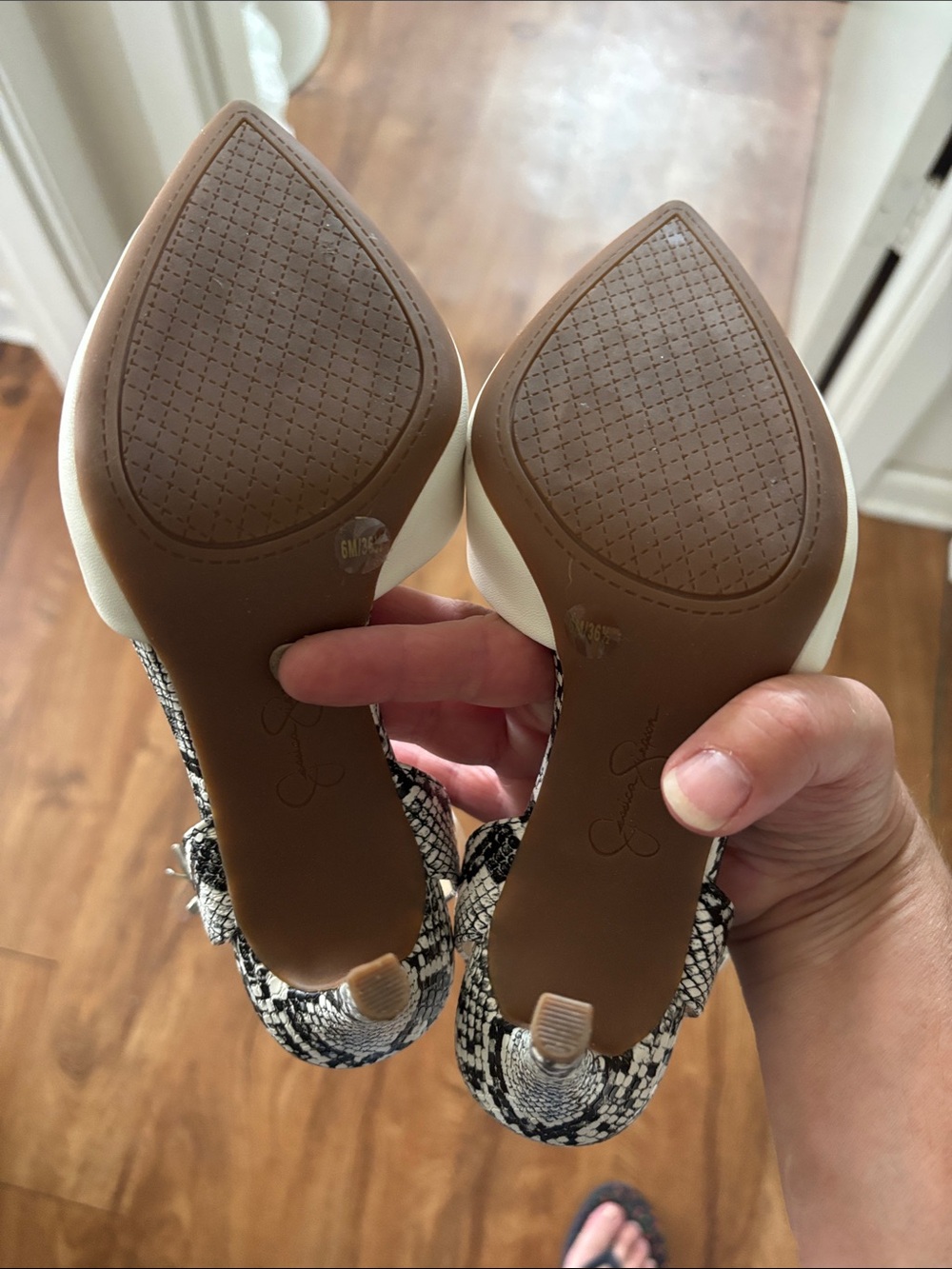Jessica Simpson White Pumps with Black-and-White Snake-Print Ankle Straps - Picture 4 of 7